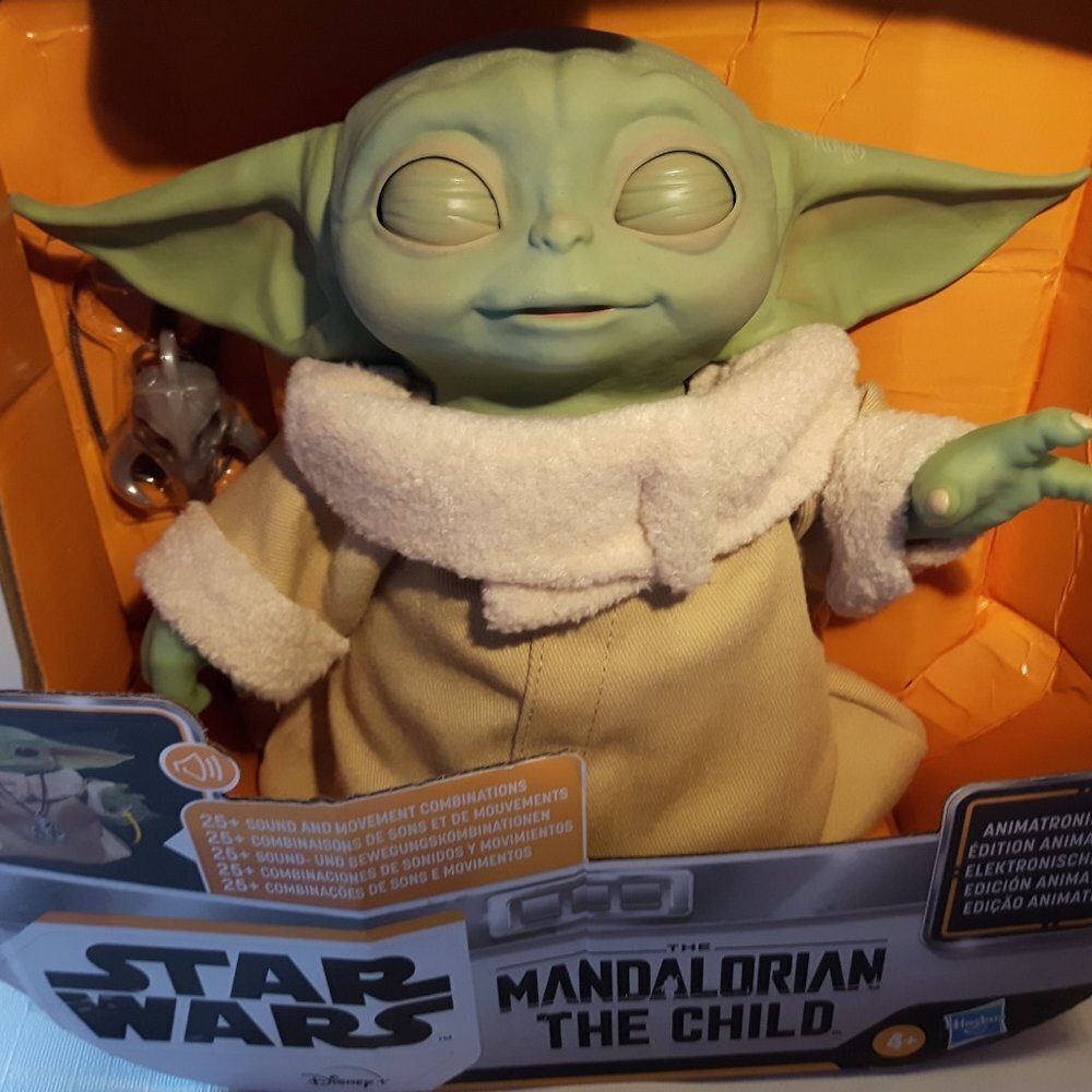 Star Wars Mandalorian The Child Baby Yoda Animatronic - Picture 4 of 8